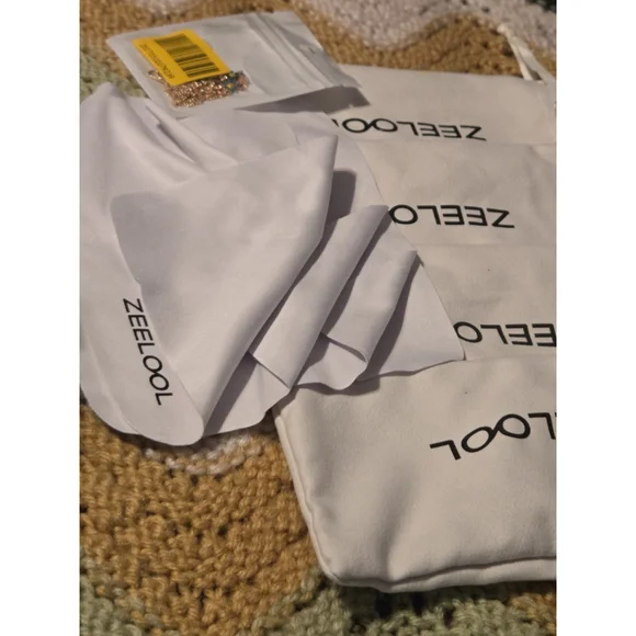 zeelool glasses Case - Picture 2 of 5